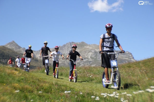 Randonnée aquatique - Groupes - Pyrénées Randonnée aquatique - Groupes - Pyrénées